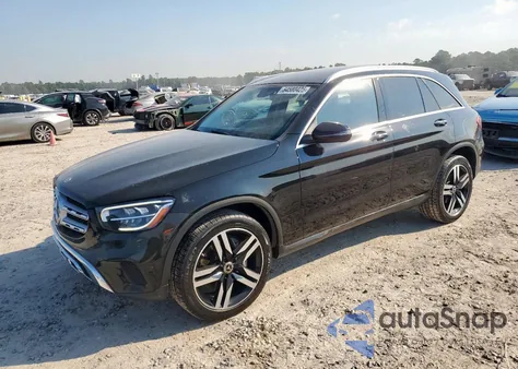 2021 Mercedes-Benz Glc 300 from USA, damaged, VIN W1N0G8DBXMF869965